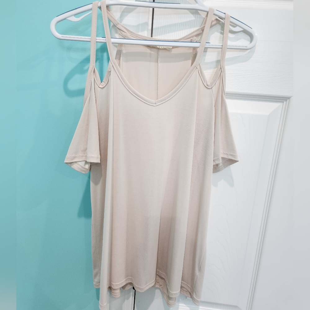 Entro Ivory boutique shirt